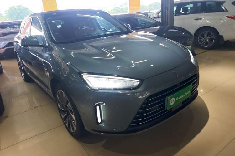 Used Hima AITO M5 2022 Extended-Range Four-Wheel Drive Performance Version Front Right 45 Deg