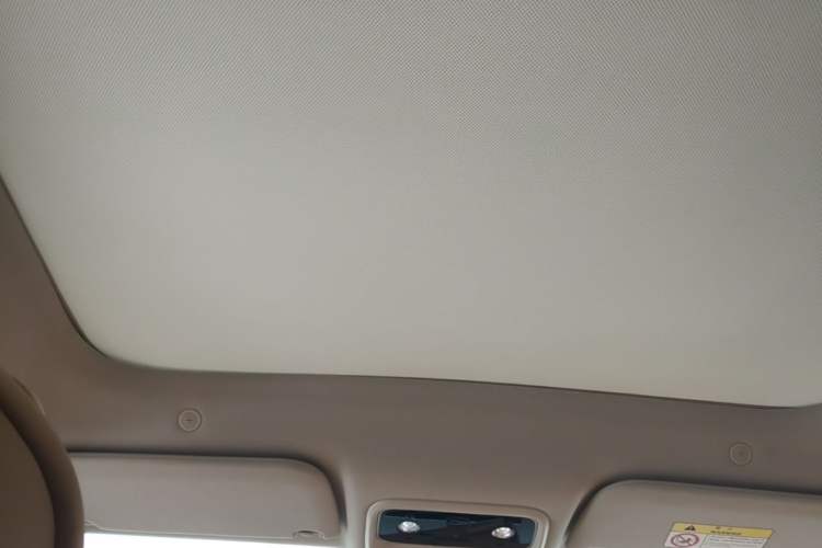 Used Hima AITO M5 2022 Range-Extended Rear-Drive Standard Version Headliner