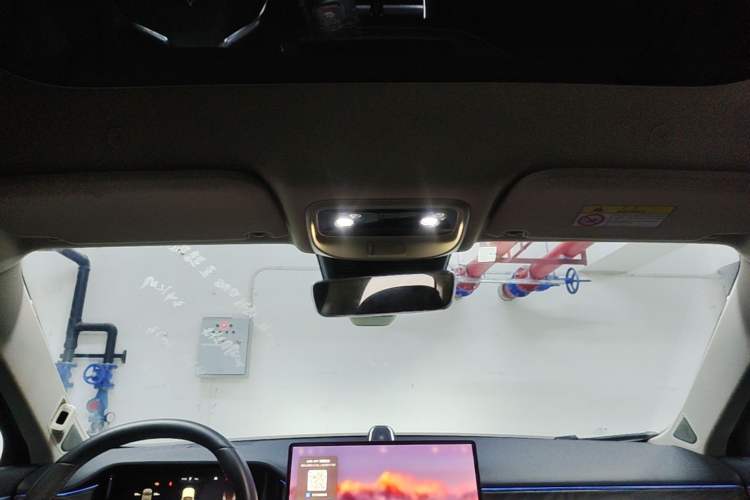 Used Hima AITO M5 2022 Extended-Range Four-Wheel Drive Ultimate Edition Headliner