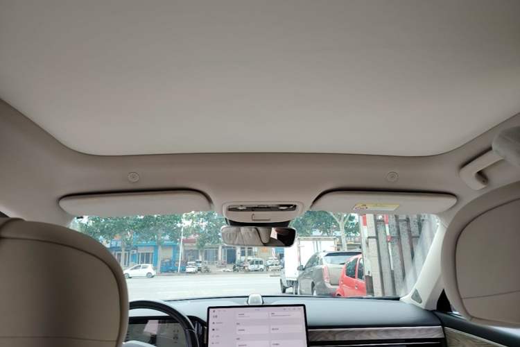 Used Hima AITO M5 2022 Range-Extended Rear-Drive Standard Version Headliner