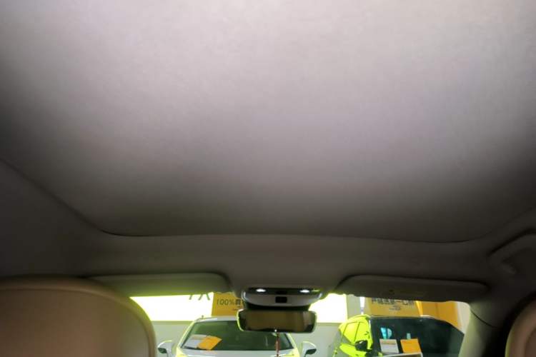 Used Hima AITO M5 2022 Range-Extended Rear-Drive Standard Version Headliner