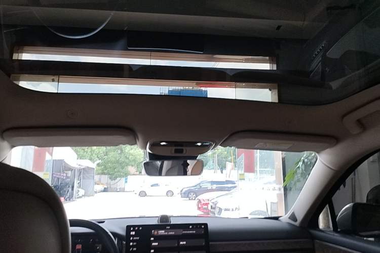 Used Hima AITO M5 2022 Extended-Range Four-Wheel Drive Ultimate Edition Headliner
