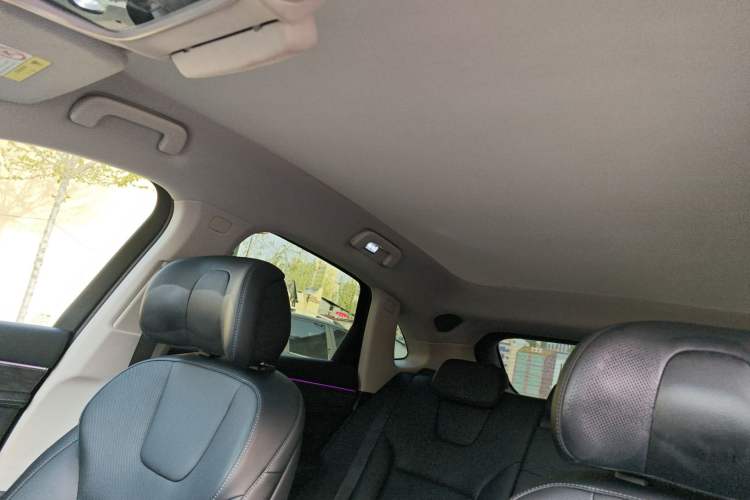 Used Hima AITO M5 2022 Extended-Range Four-Wheel Drive Flagship Edition Headliner