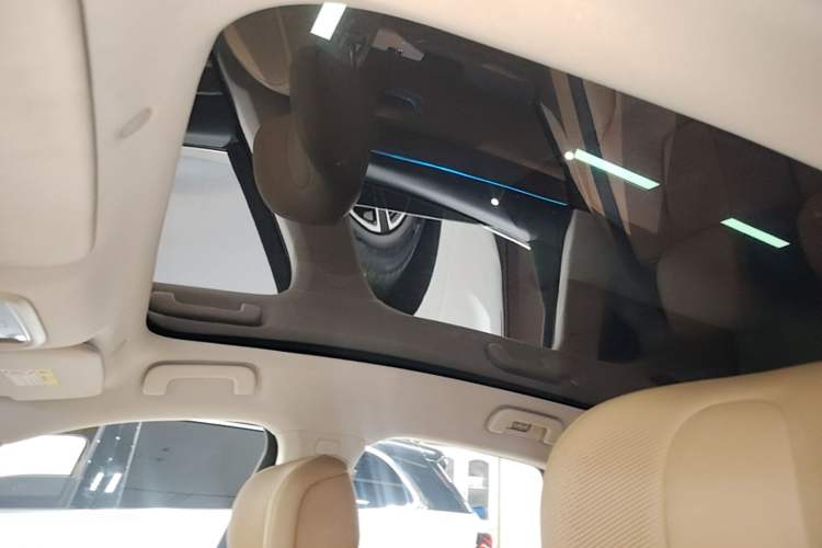 Used Hima AITO M5 2022 Extended-Range Four-Wheel Drive Performance Version Headliner