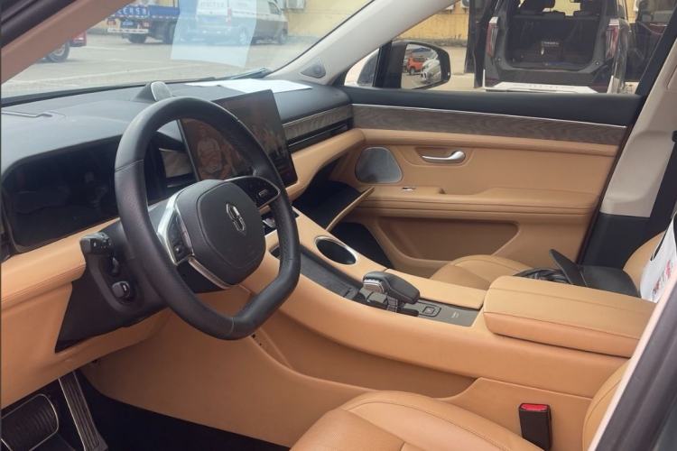 Used Hima AITO M5 2022 Extended-Range Four-Wheel Drive Ultimate Edition Interior 1
