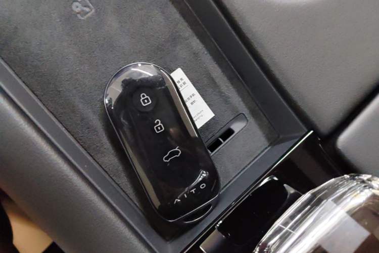 Used Hima AITO M5 2022 Range-Extended Rear-Drive Standard Version Interior 1