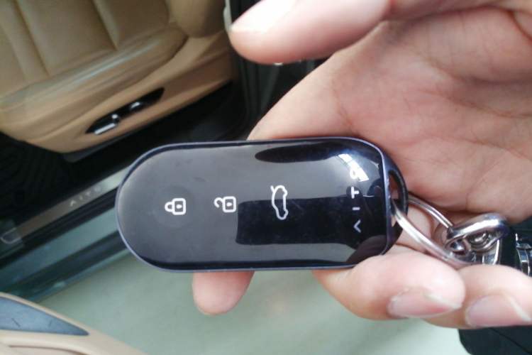 Used Hima AITO M5 2022 Pure Electric Rear-Drive Standard Edition Interior 1