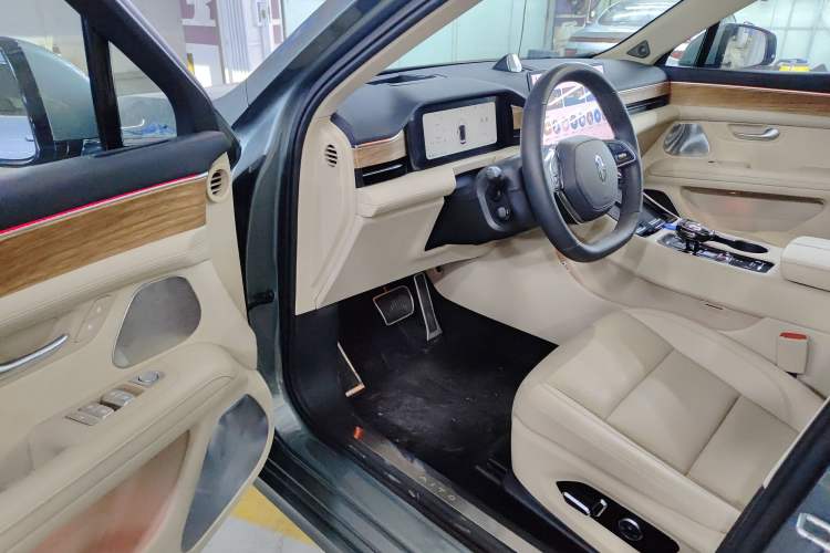Used Hima AITO M5 2022 Pure Electric All-Wheel-Drive Performance Edition Interior 2
