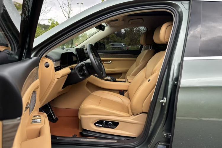Used Hima AITO M5 2022 Extended-Range Four-Wheel Drive Performance Version Interior 2