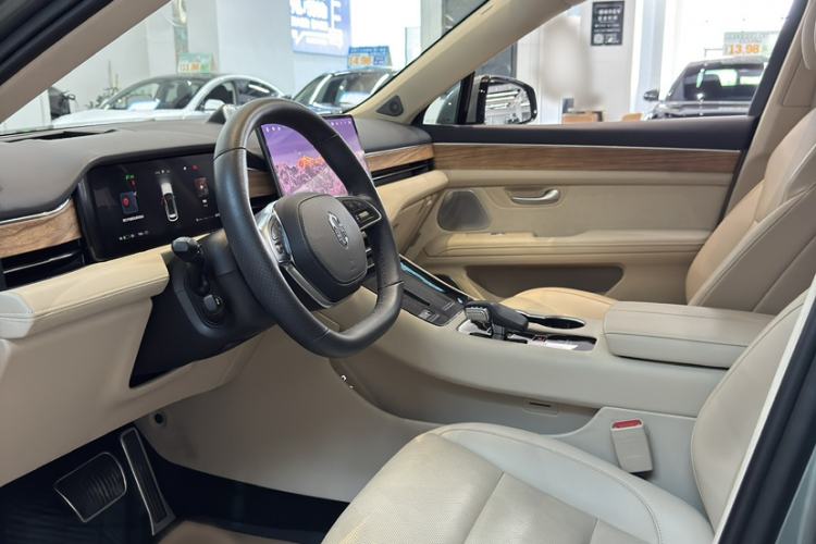 Used Hima AITO M5 2022 Pure Electric Rear-Drive Standard Edition Interior 3