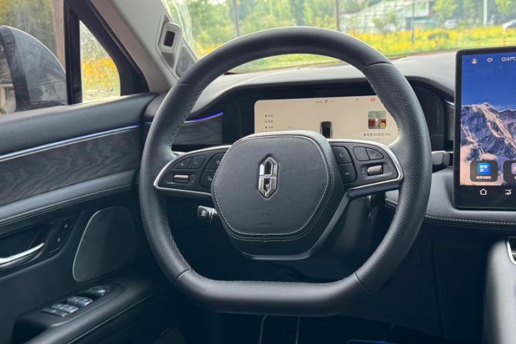 Used Hima AITO M5 2022 Extended-Range Four-Wheel Drive Performance Version Interior 3