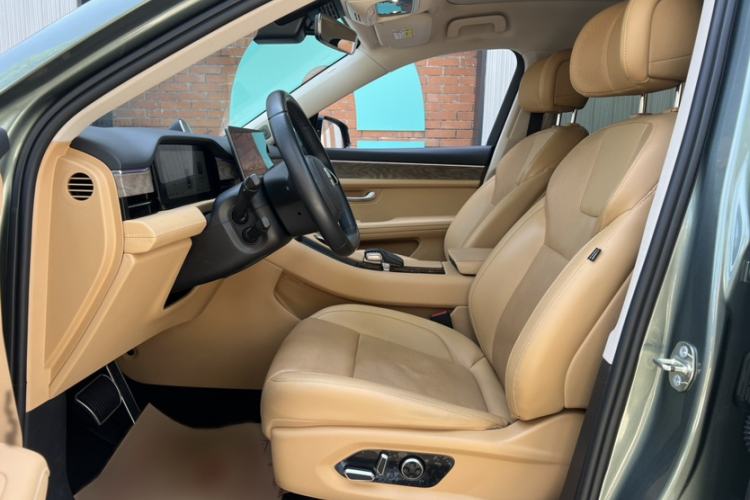 Used Hima AITO M5 2022 Extended-Range Four-Wheel Drive Ultimate Edition Interior 4