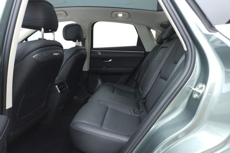 Used Hima AITO M5 2022 Range-Extended Rear-Drive Standard Version Interior 4