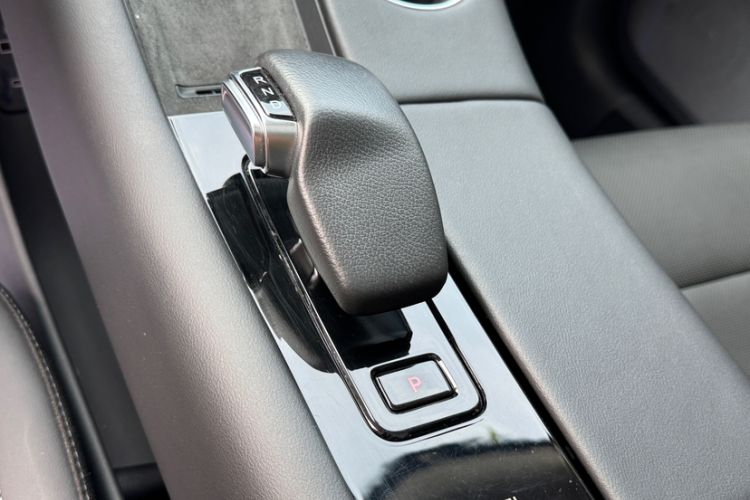 Used Hima AITO M5 2022 Extended-Range Four-Wheel Drive Performance Version Interior 4