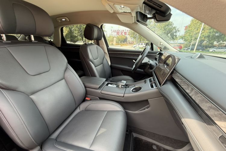 Used Hima AITO M5 2022 Extended-Range Four-Wheel Drive Performance Version Interior 9