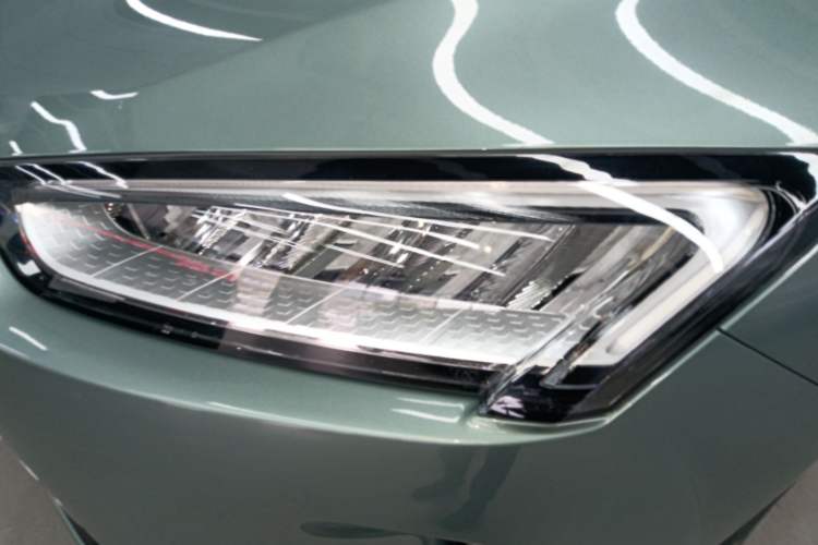 Used Hima AITO M5 2022 Extended-Range Four-Wheel Drive Ultimate Edition Left Front Headlight
