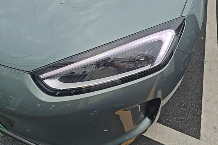 Used Hima AITO M5 2022 Pure Electric Rear-Drive Standard Edition Left Front Headlight