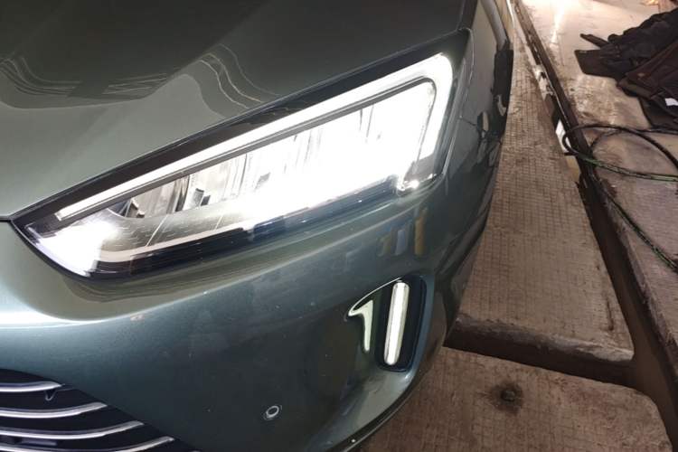 Used Hima AITO M5 2022 Extended-Range Four-Wheel Drive Performance Version Left Front Headlight