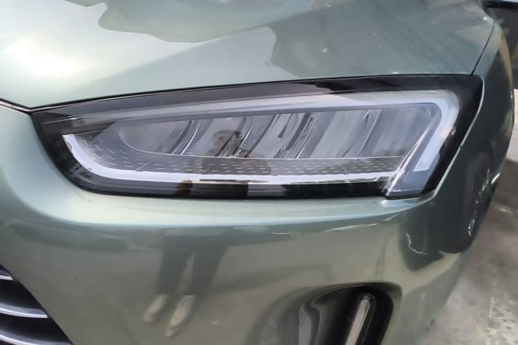 Used Hima AITO M5 2022 Extended-Range Four-Wheel Drive Ultimate Edition Left Front Headlight