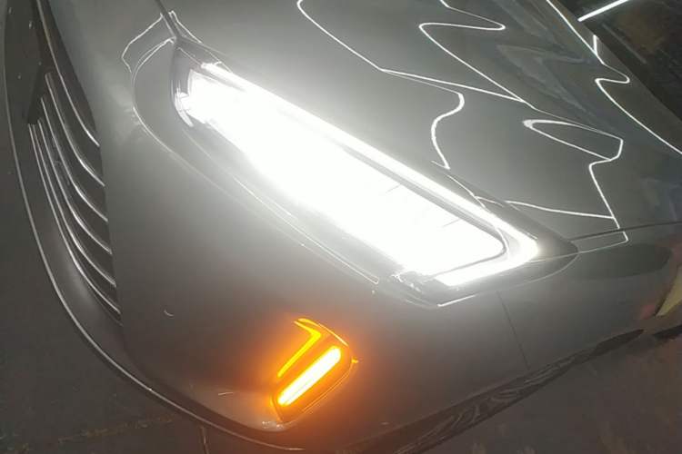 Used Hima AITO M5 2022 Extended-Range Four-Wheel Drive Ultimate Edition Left Front Headlight