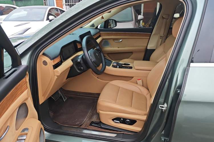 Used Hima AITO M5 2022 Pure Electric Rear-Drive Standard Edition Left Front Seat
