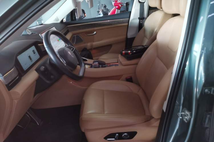 Used Hima AITO M5 2022 Extended-Range Four-Wheel Drive Ultimate Edition Left Front Seat