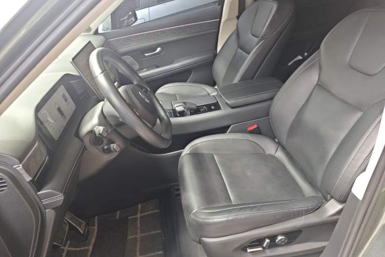 Used Hima AITO M5 2022 Extended-Range Four-Wheel Drive Performance Version Left Front Seat