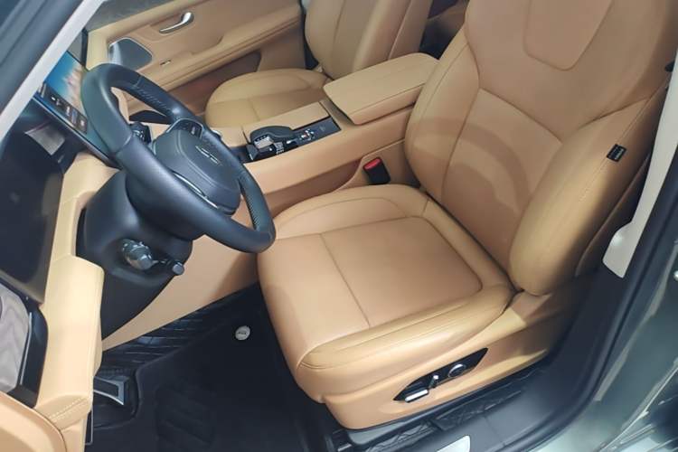 Used Hima AITO M5 2022 Range-Extended Rear-Drive Standard Version Left Front Seat