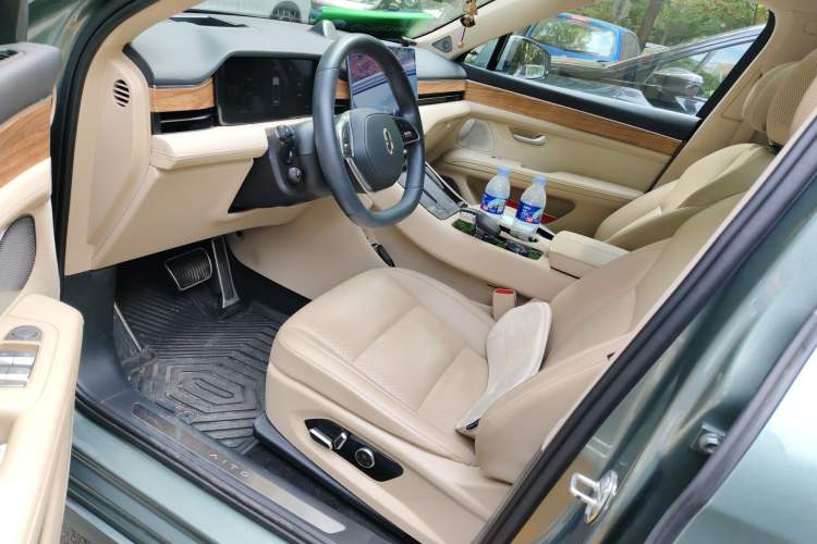 Used Hima AITO M5 2022 Pure Electric Rear-Drive Standard Edition Left Front Seat