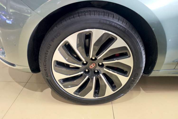 Used Hima AITO M5 2022 Extended-Range Four-Wheel Drive Performance Version Left Front Wheel Hub