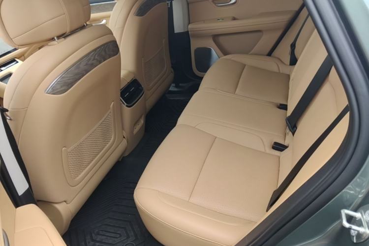 Used Hima AITO M5 2022 Range-Extended Rear-Drive Standard Version Left Rear Seat