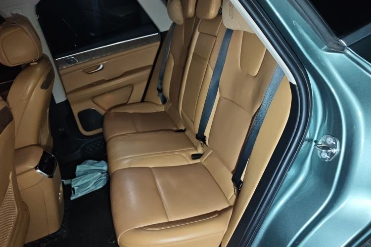 Used Hima AITO M5 2022 Extended-Range Four-Wheel Drive Ultimate Edition Left Rear Seat