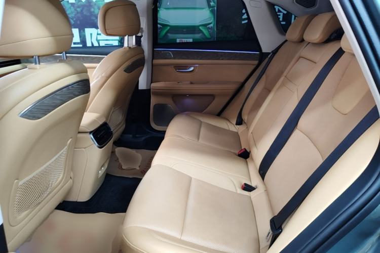 Used Hima AITO M5 2022 Range-Extended Rear-Drive Standard Version Left Rear Seat