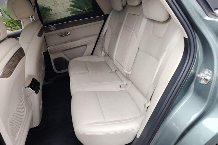 Used Hima AITO M5 2022 Range-Extended Rear-Drive Standard Version Left Rear Seat