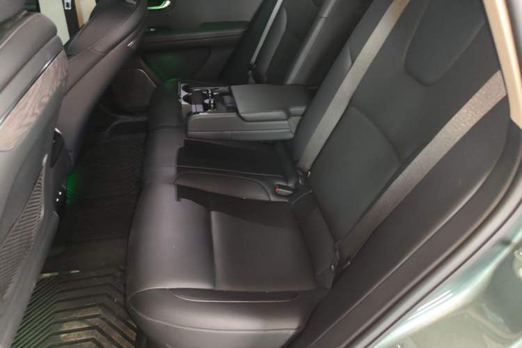 Used Hima AITO M5 2022 Extended-Range Four-Wheel Drive Performance Version Left Rear Seat