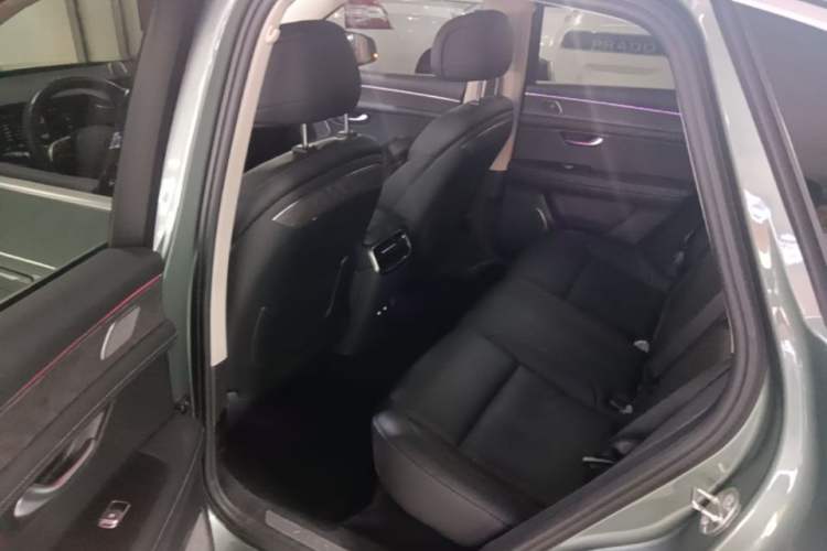 Used Hima AITO M5 2022 Extended-Range Four-Wheel Drive Ultimate Edition Left Rear Seat