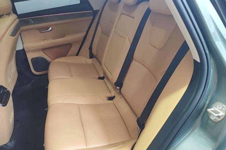 Used Hima AITO M5 2022 Range-Extended Rear-Drive Standard Version Left Rear Seat