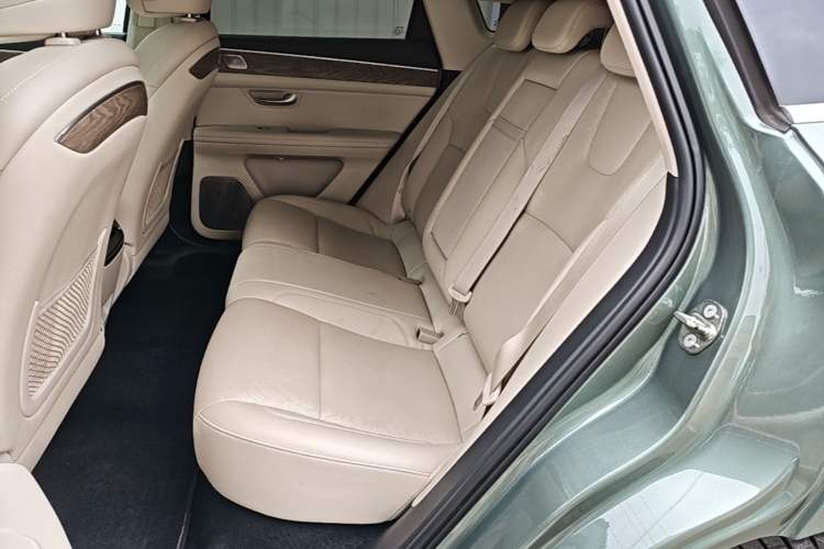 Used Hima AITO M5 2022 Extended-Range Four-Wheel Drive Flagship Edition Left Rear Seat