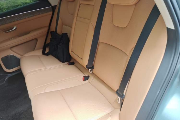 Used Hima AITO M5 2022 Range-Extended Rear-Drive Standard Version Left Rear Seat