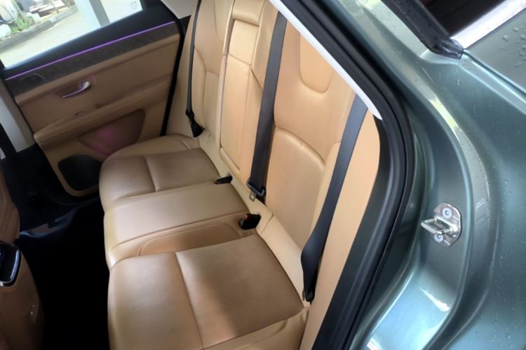 Used Hima AITO M5 2022 Extended-Range Four-Wheel Drive Ultimate Edition Left Rear Seat