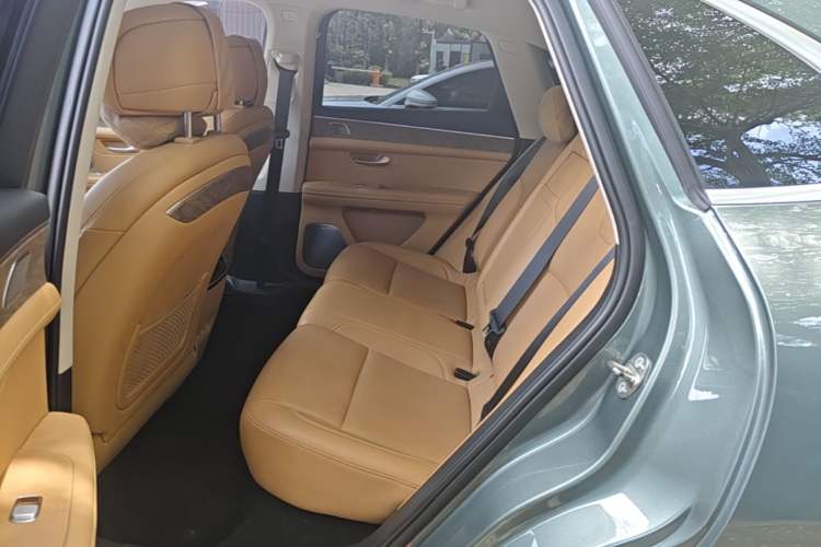 Used Hima AITO M5 2022 Range-Extended Rear-Drive Standard Version Left Rear Seat