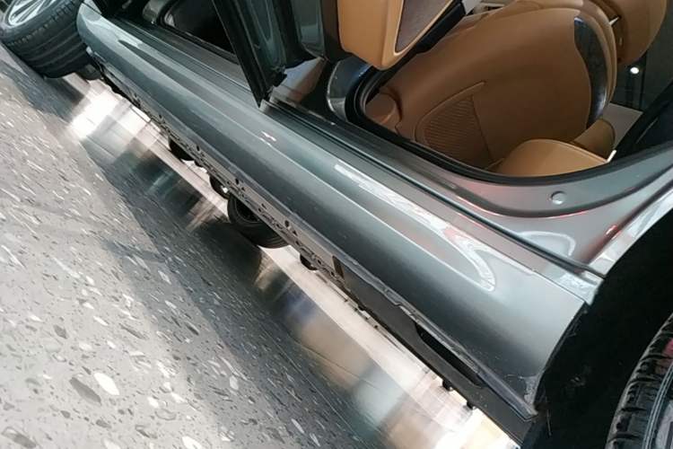 Used Hima AITO M5 2022 Range-Extended Rear-Drive Standard Version Left Side Sill