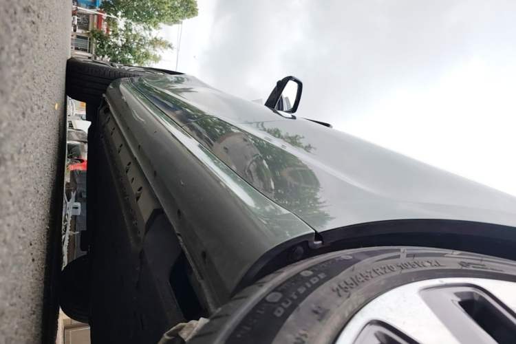 Used Hima AITO M5 2022 Range-Extended Rear-Drive Standard Version Left Side Sill