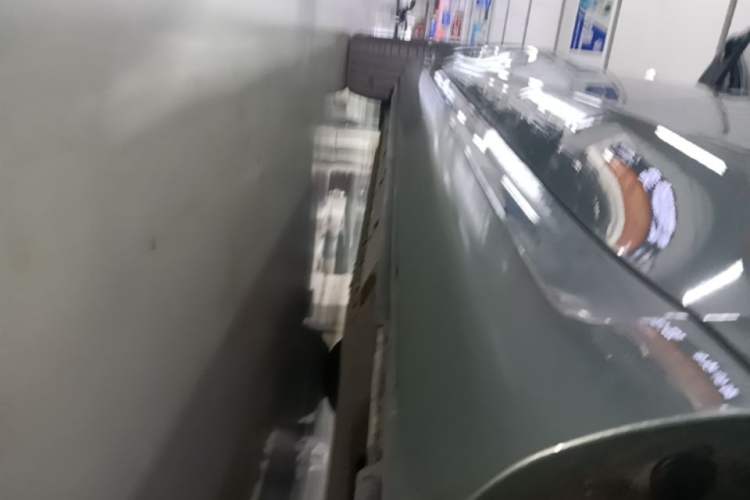 Used Hima AITO M5 2022 Extended-Range Four-Wheel Drive Ultimate Edition Left Side Sill