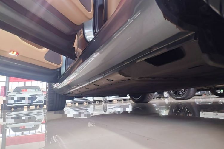 Used Hima AITO M5 2022 Range-Extended Rear-Drive Standard Version Left Side Sill