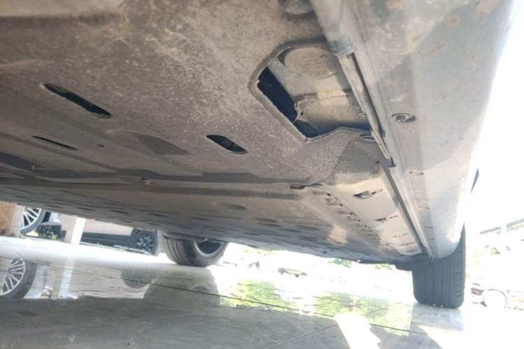 Used Hima AITO M5 2022 Extended-Range Four-Wheel Drive Performance Version Left Side Sill
