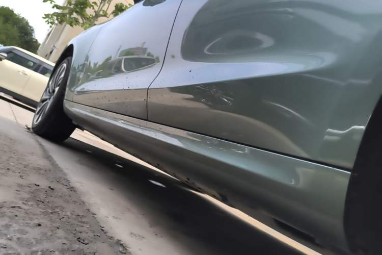 Used Hima AITO M5 2022 Extended-Range Four-Wheel Drive Ultimate Edition Left Side Sill