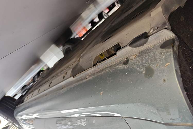 Used Hima AITO M5 2022 Extended-Range Four-Wheel Drive Performance Version Left Side Sill