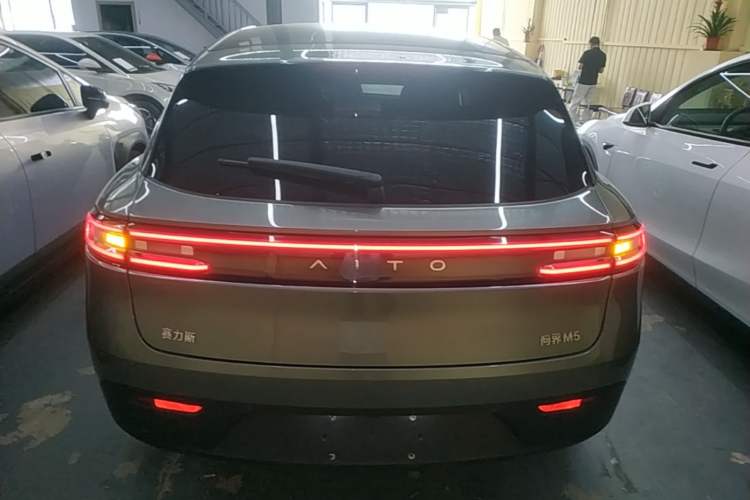 Used Hima AITO M5 2022 Extended-Range Four-Wheel Drive Ultimate Edition Rear
