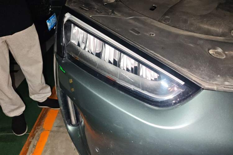Used Hima AITO M5 2022 Extended-Range Four-Wheel Drive Ultimate Edition Right Front Headlight
